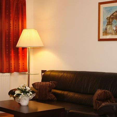 Motel 60 هاتفان المظهر الخارجي الصورة